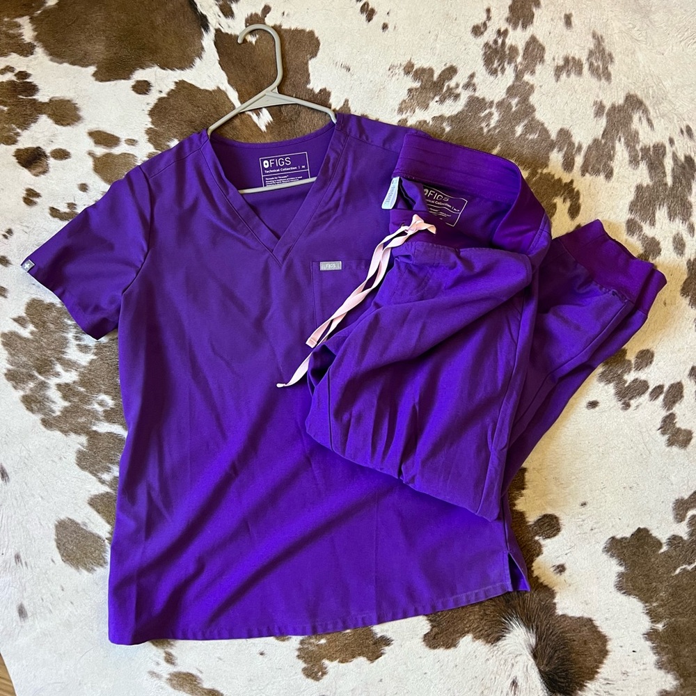 Figs Limited Edition Bright Purple Catarina One Pocket Top M -Zamora Joggers MP